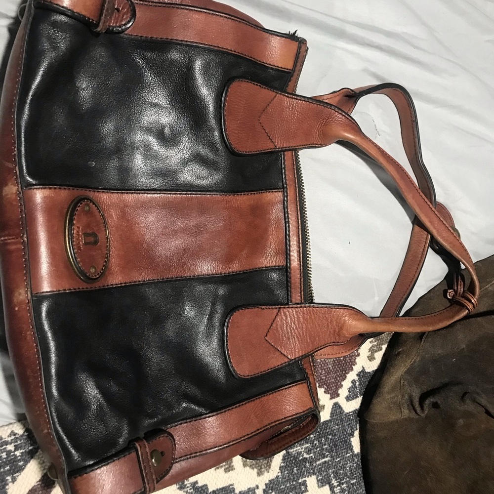 Fossil two tone vintage shoulder /tote bag